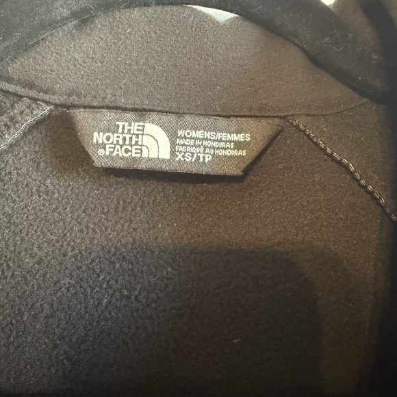 The North Face Women's Black Softshell Jacket - Picture 3 of 3